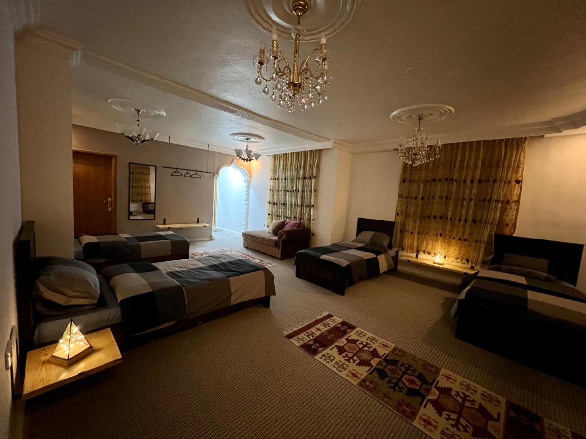 Euphoria Guest House Ваді-Муса Екстер'єр фото
