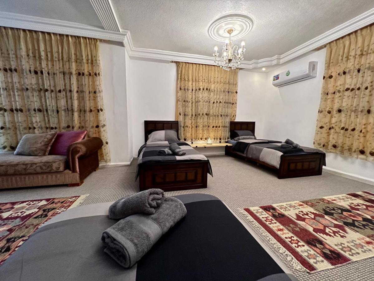 Euphoria Guest House Ваді-Муса Екстер'єр фото