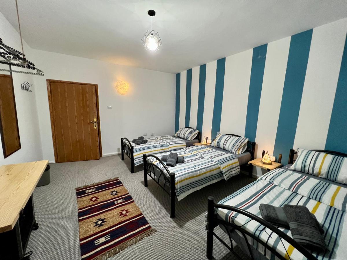 Euphoria Guest House Ваді-Муса Екстер'єр фото