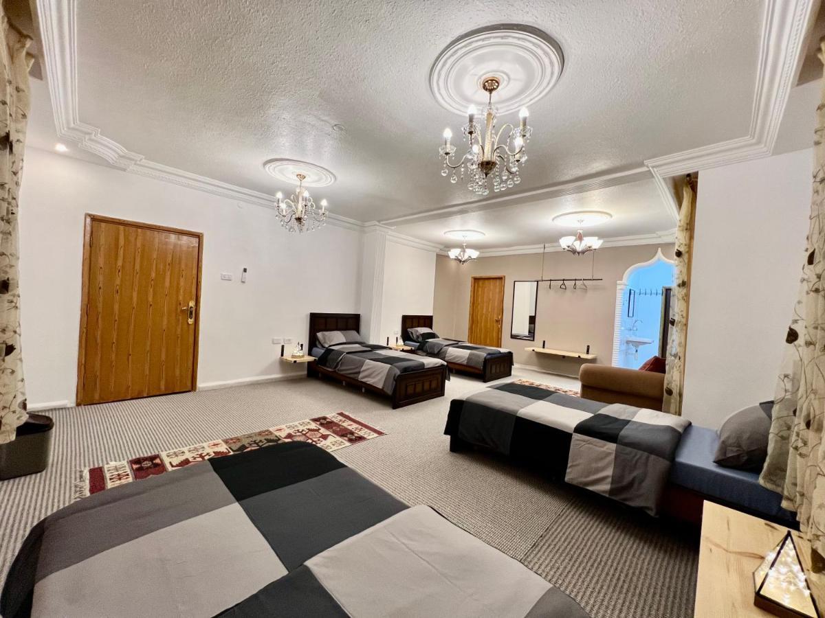 Euphoria Guest House Ваді-Муса Екстер'єр фото
